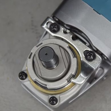 Акумуляторна болгарка Makita GA038GZ XGT 40V Max, 230 мм, 6600 об/хв