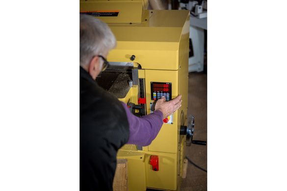 Рейсмусовий верстат Powermatic WP2510 : 400В 16 (11,2)кВт Helical ножі 15х15х2,5мм брус 23х63см