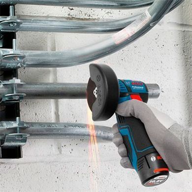 Аккумуляторная угловая шлифовальная машина Bosch GWS 12V-76 Professional 12 В, 76 мм