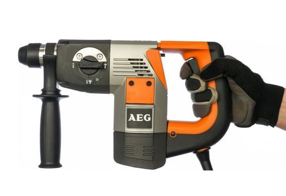 Перфоратор AEG PN3500 SDS-Plus 750Вт 0-970об/хв 4200уд/хв 30мм 3,4Дж 3,6кг кейс