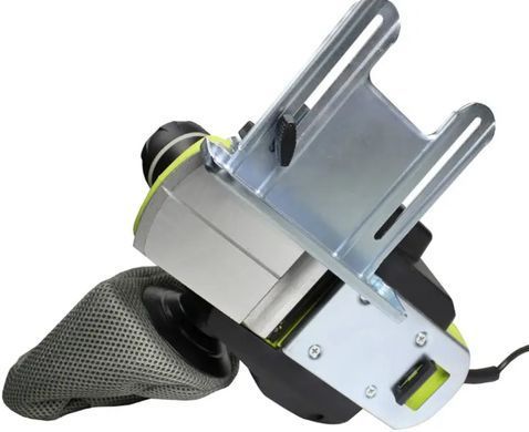 Рубанок электрический Ryobi EPN6082CHG 600 Вт, 82 мм, 1.5 мм, 16000 об/мин