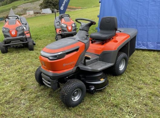 Садовый трактор Husqvarna TC 114, 9 кВт, 95 см, травосборник 250 л