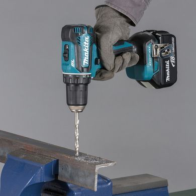 Аккумуляторная ударная дрель-шуруповерт Makita DHP485RFJ 18V 3Ah, 50 Нм
