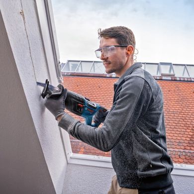 Акумуляторна шабельна пила Bosch GSA 185-LI 18 В, 230 мм