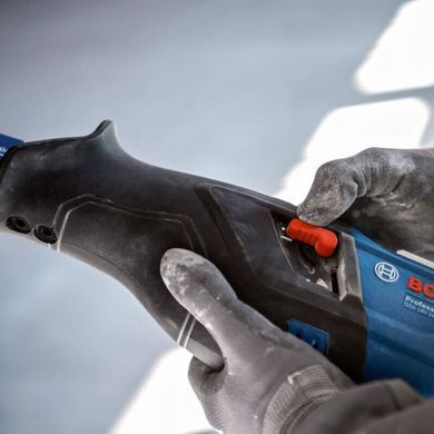 Акумуляторна шабельна пила Bosch GSA 185-LI 18 В, 230 мм