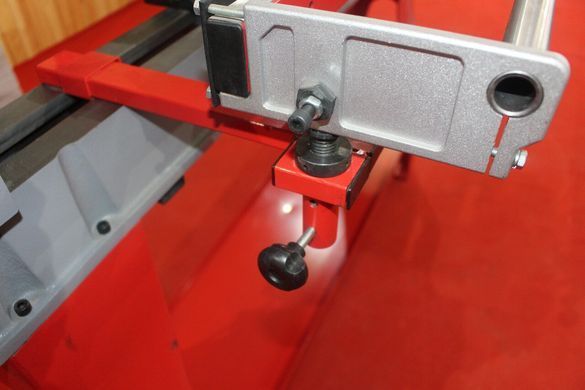Токарний верстат для обробки та заточки заготовок Holzmann VD 1100N