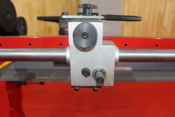 Токарний верстат для обробки та заточки заготовок Holzmann VD 1100N