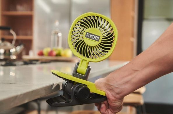 Аккумуляторный вентилятор Ryobi RCF4-0 USB Lithium 4V, 2 скорости