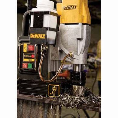 Сверлильный станок на магнитной основе Dewalt DWE1622K