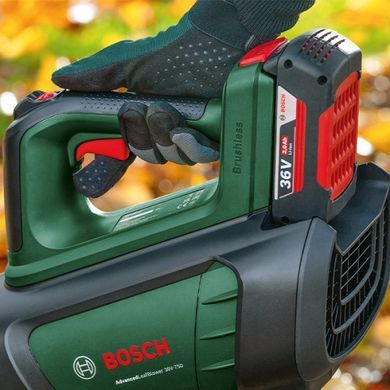 Аккумуляторная воздуходувка Bosch ALB 36V-750 36V, 100&ndash;200 км/ч