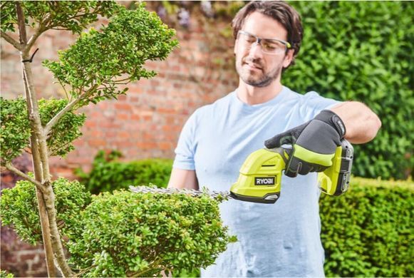 Акумуляторні ножиці для трави 18В ONE+, насадка кущоріз, Ryobi RY18GSA-0
