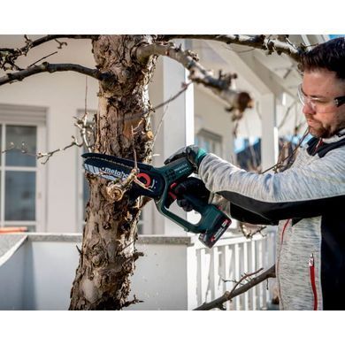 Аккумуляторная пила Metabo MS 18 LTX 15, 18 В, шина 15 см, 5 м/с, 1.6 кг