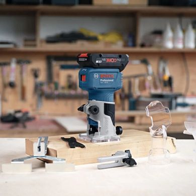 Аккумуляторный кромочный фрезер Bosch GKF 18V-8 Professional, 18 В