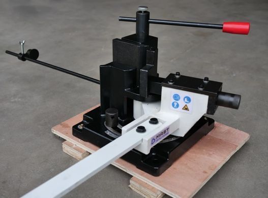Станок листогибочный универсальный MAST Metalltechnik M-UB100A, угол гибки 120&deg;