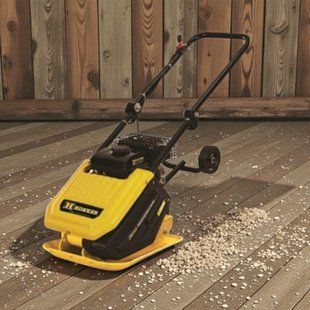 Віброплита бензинова HONKER HP-C62L &mdash; 62 кг, 11 кН, LONCIN 5.5 HP, килимок