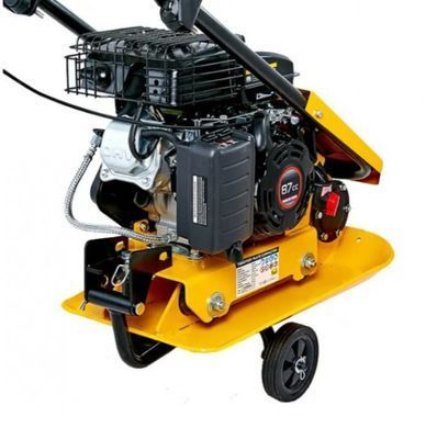 Виброплита бензиновая HONKER HP-C62L &mdash; 62 кг, 11 кН, LONCIN 5.5 HP, коврик
