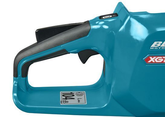 Аккумуляторная цепная пила Makita UC013GT101 XGT 40V Max, шина 450 мм