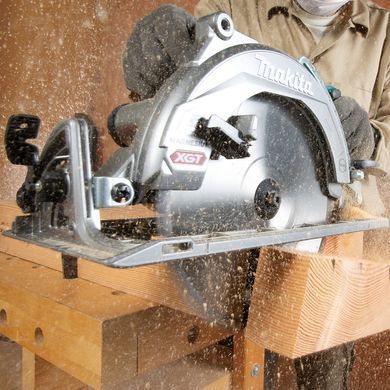 Аккумуляторная дисковая пила Makita RS002GT101, XGT 40V Max, &Oslash;260 мм