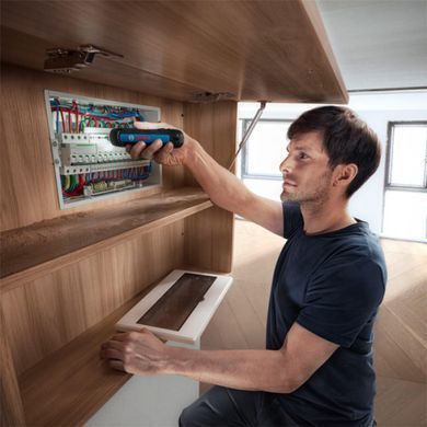 Акумуляторна електровикрутка Bosch Professional GO 3, 3.6 В, 2 Ah, 5 Нм