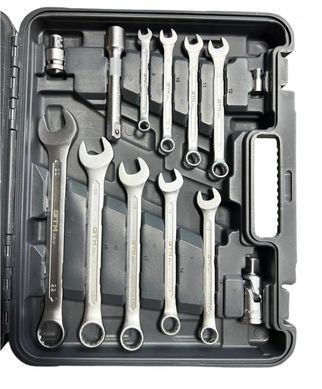 Набір інструментів GTM GTS-082 82 предмети 1/4"-1/2" CrV, тріскачки 72T, ключі 8&ndash;22 мм