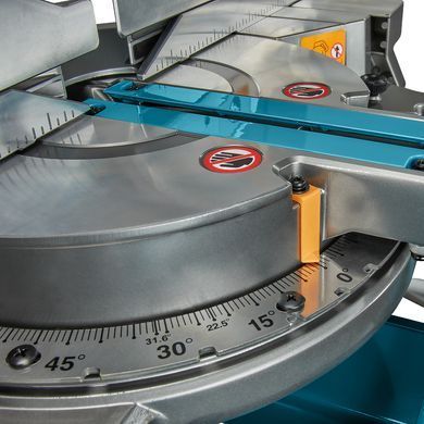 Торцовочная пила аккумуляторная Makita LS002GZ01 XGT 40V Max, &Oslash;216 мм