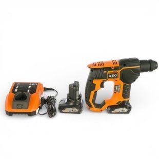 Перфоратор AEG BBH12LI-402C 12В 2x4Ач 0,9Дж 1,8кг