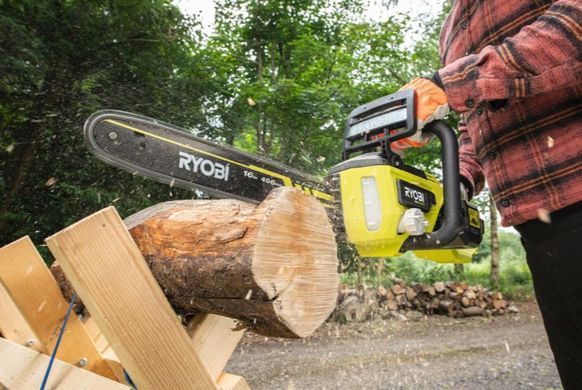 Пила цепная аккумуляторная 36В, 40 см, Ryobi. RY36CSX40B (5133004898)