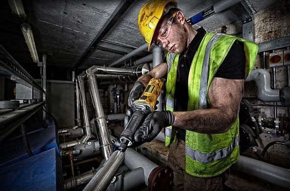 Шлифмашина прямая Dewalt DWE4884