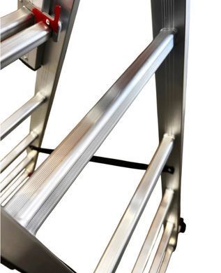 Лестница алюминиевая трехсекционная GTM KME310 3&times;10 ступеней, 2.72&ndash;6.5 м