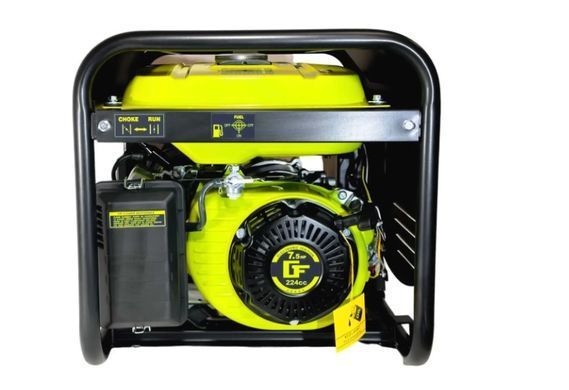 Бензиновый генератор TITAN PGG4000E 3,2 кВт с электростартером