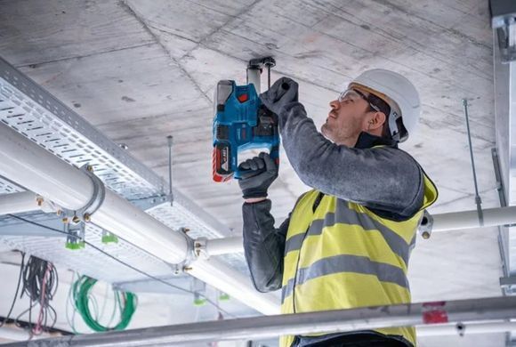 Набор аккумуляторного инструмента Bosch Professional 18V GSR 18V-45 + GBH 18V-22 + GWS 18V-8, 3&times;4 Ah