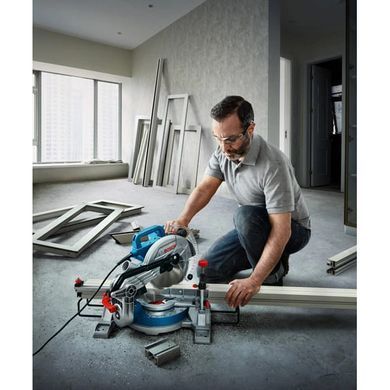 Торцювальна пила Bosch GCM 216 Professional 1300 Вт, диск 216 мм