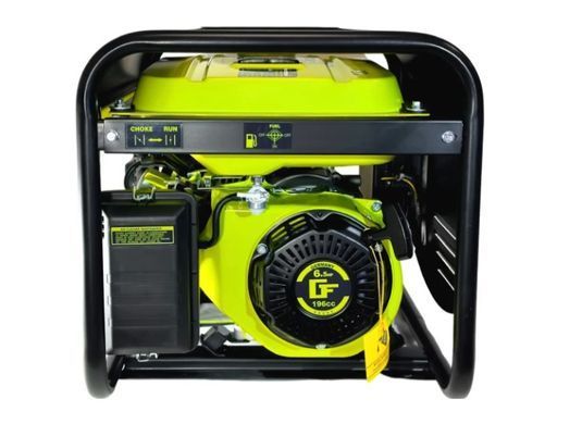 Бензиновый генератор TITAN PGG3300 (2,8&ndash;3,0 кВт, ручной стартер)