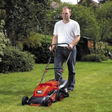 Электрическая газонокосилка Black&Decker GR3400