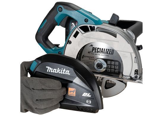 Аккумуляторная дисковая пила Makita XGT CS002GZ 40V Max, &Oslash;185 мм