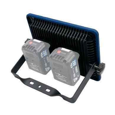 Гибридный прожектор PROFI-TEC PT11500G без АКБ, штатив