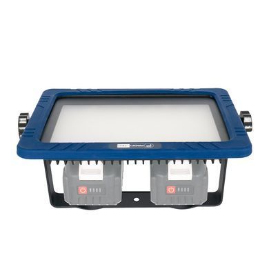Гибридный прожектор PROFI-TEC PT11500G без АКБ, штатив