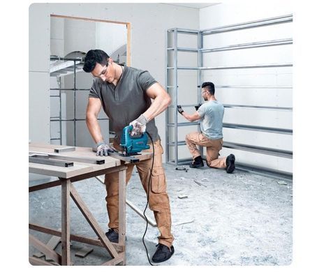 Електролобзик BOSCH GST700