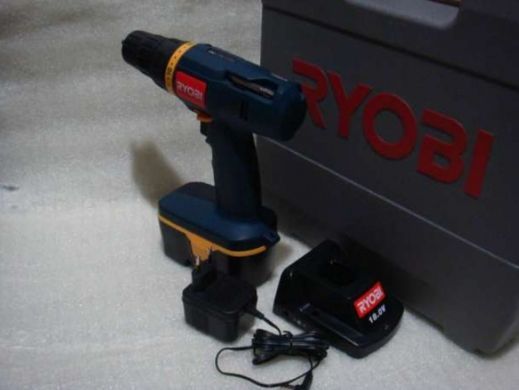Акумуляторний шурупокрут Ryobi CCD1801 18В, 16 Нм, патрон 10 мм, 24 ступені