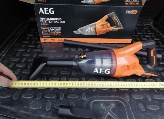 Акумуляторний ручний пилосос AEG BHSS18-0, 18В, 0.67 л