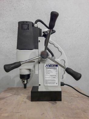 Свердлильний верстат на магнітній основі FDB Maschinen Drilling MBD 32