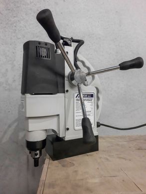 Свердлильний верстат на магнітній основі FDB Maschinen Drilling MBD 32