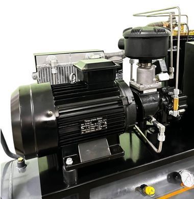 Винтовой компрессор GTM DLG4V 380 150 л, 4.0 кВт, 8 бар, 420 л/мин, 380 В
