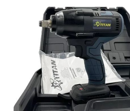 Акумуляторний ударний гайковерт TITAN PIW6021B-CORE 21 В, 550 Нм, 1/2"