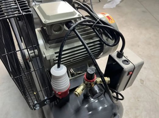 Поршневой компрессор Mast TA65/100L PRO 3 кВт, 420 л/мин, 10 Бар