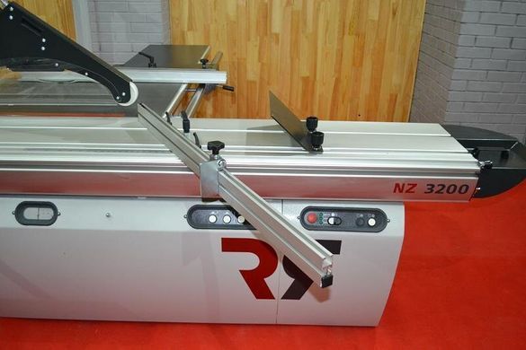 Форматно-раскроечный станок Robland NZ 3200