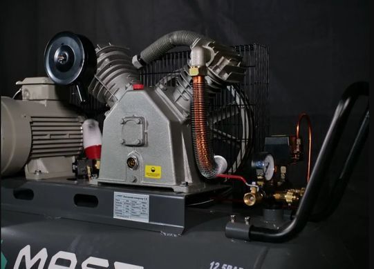 Поршневой компрессор MAST VA90/200L 400V 4 кВт, 600 л/мин, 12.5 Бар