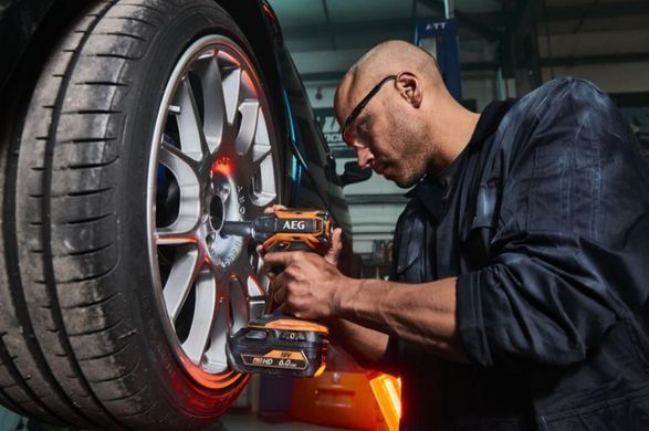 Акумуляторний ударний гайковерт AEG BSS18C12ZB6, 18 В, 300 Нм