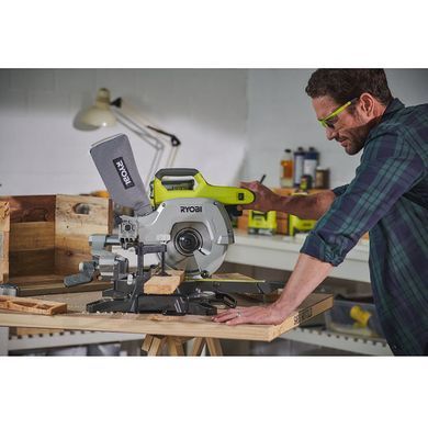 Торцовочная пила аккумуляторная 18В ONE+ 216 мм 3200об/мин с протяжкой Ryobi R18MS216-0 5133003597