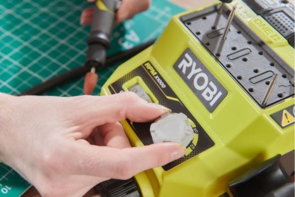 Акумуляторний гравер Ryobi RRTS18-0A35 ONE+ 18В, 35 000 об/хв, цанга 3,2 мм